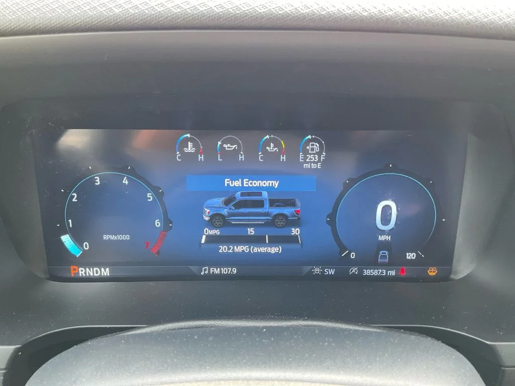 Used 2025 White Ford XLT image 13