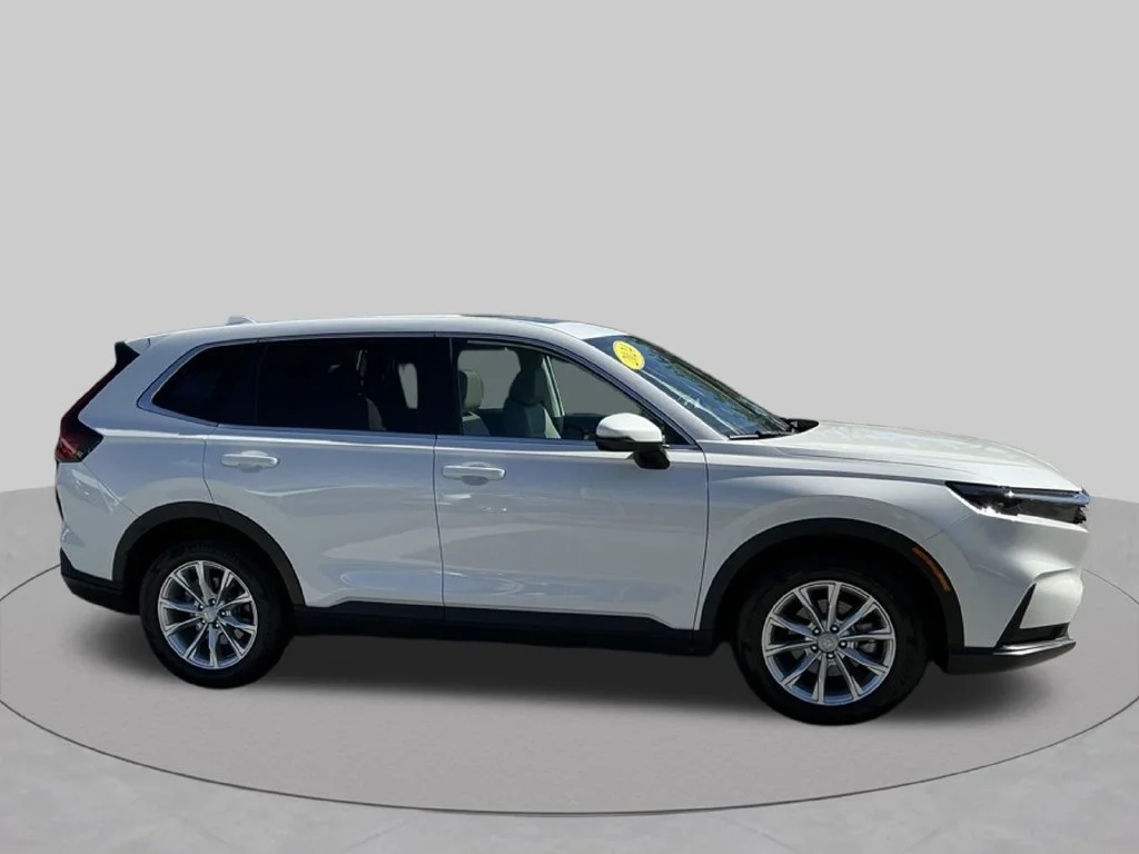 Used 2024  Honda EX-L image 9