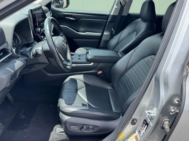 Used 2024 Silver Toyota XLE image 6