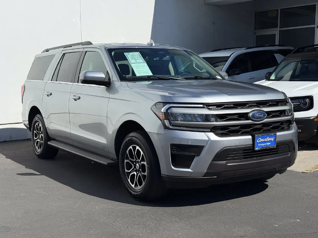 Used 2024 Silver Ford XLT image 5
