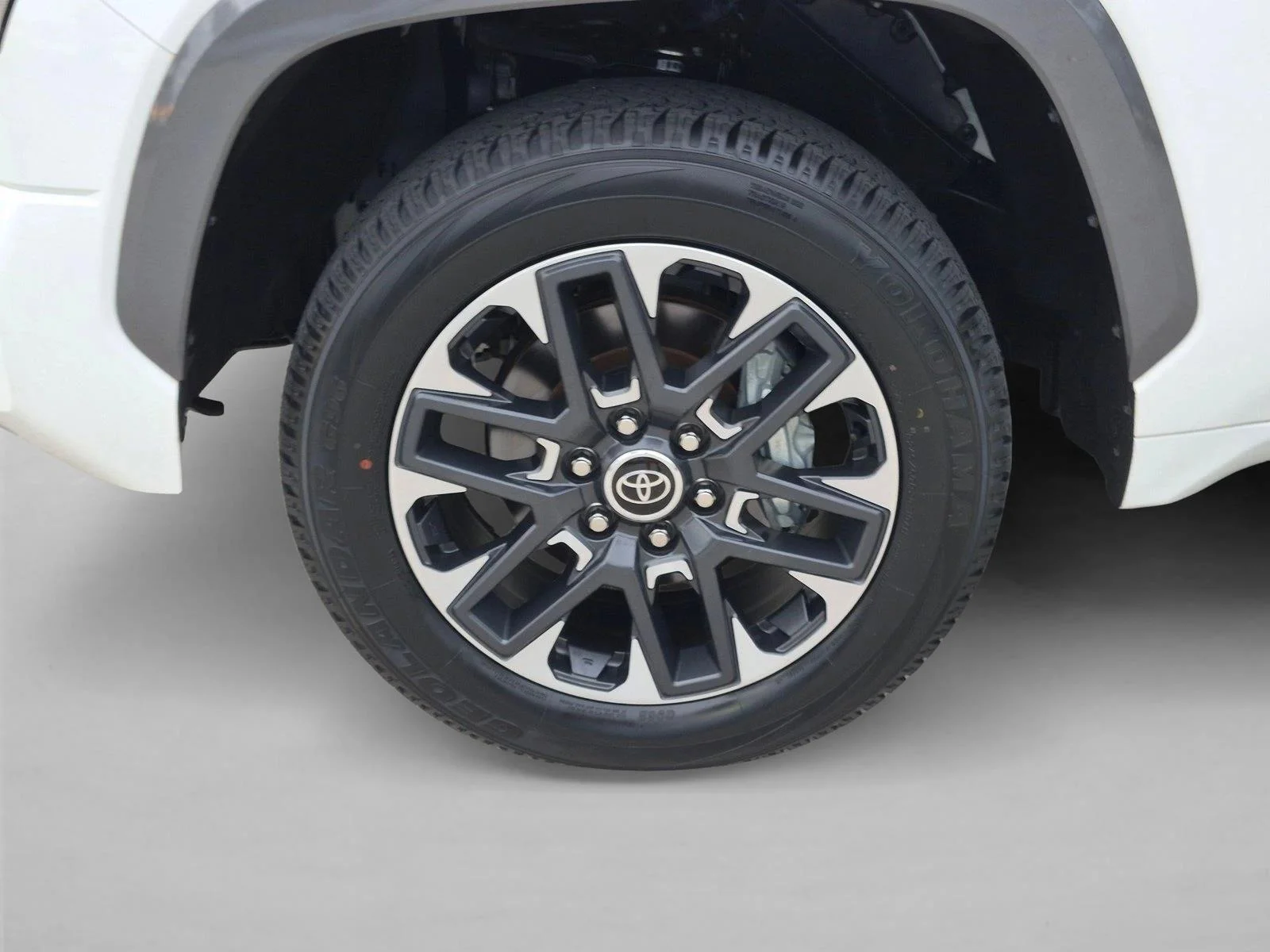 Used 2024 Ice Cap Toyota Limited Hybrid image 24