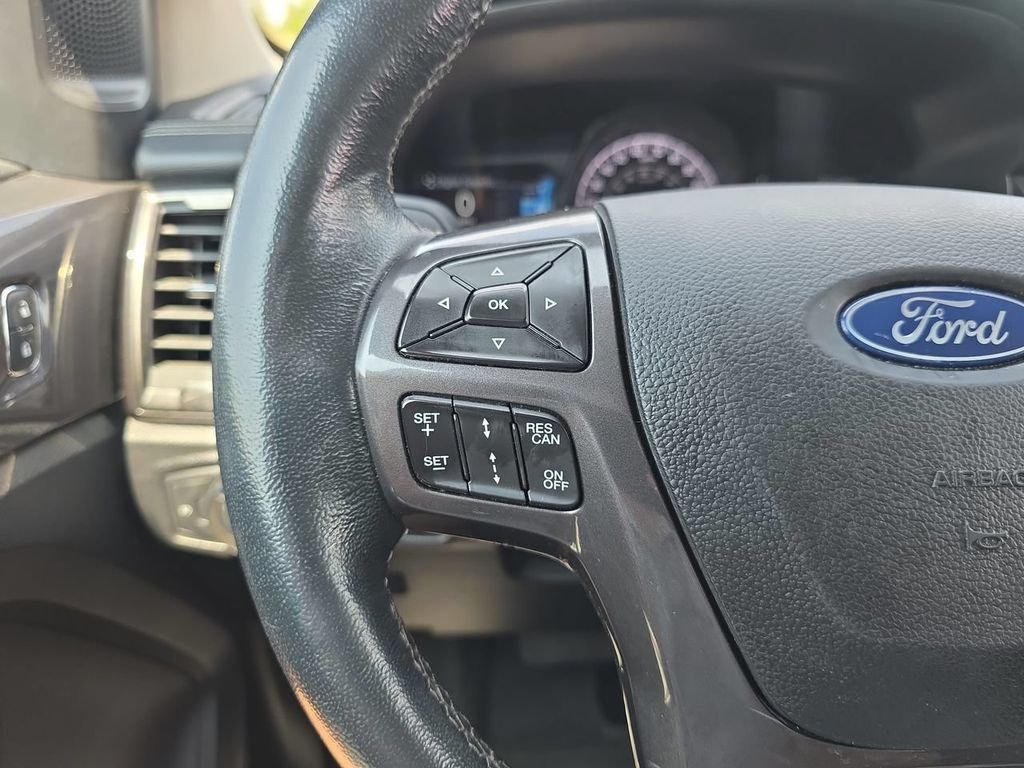 Used 2020 White Ford Lariat image 24