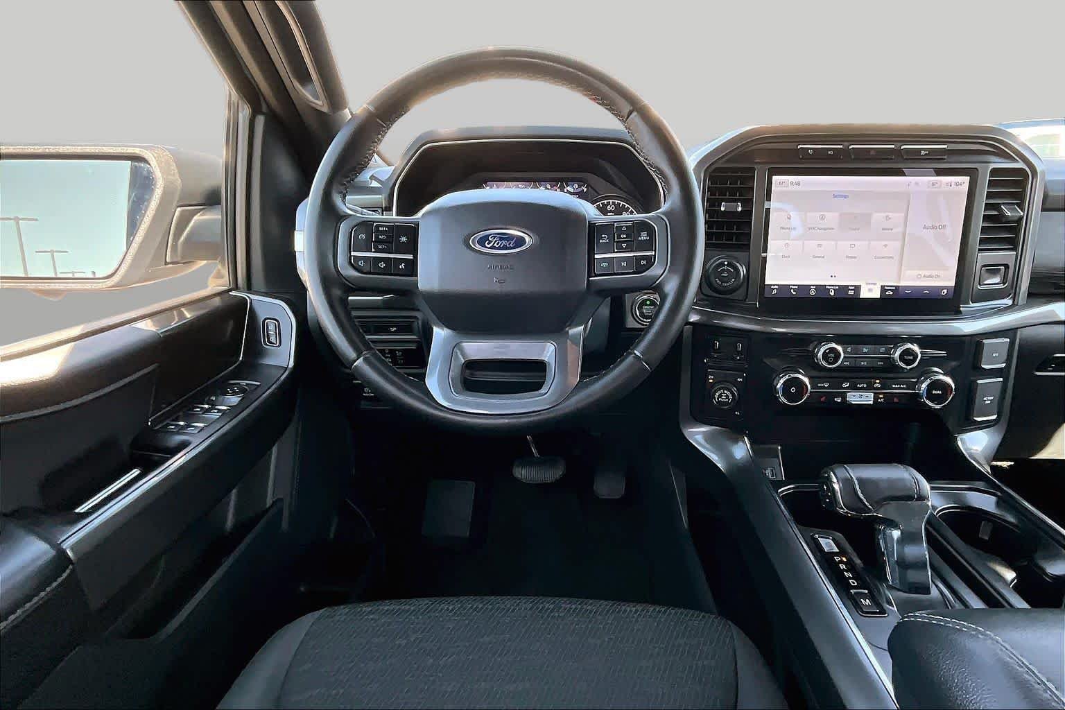 Used 2023 Oxford White Ford XLT image 6