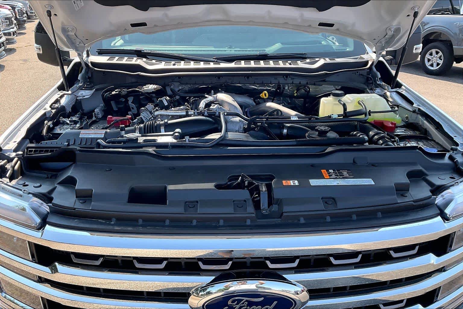 New 2026 Star White Metallic Tri-Coat Ford F-250® King Ranch® image 16