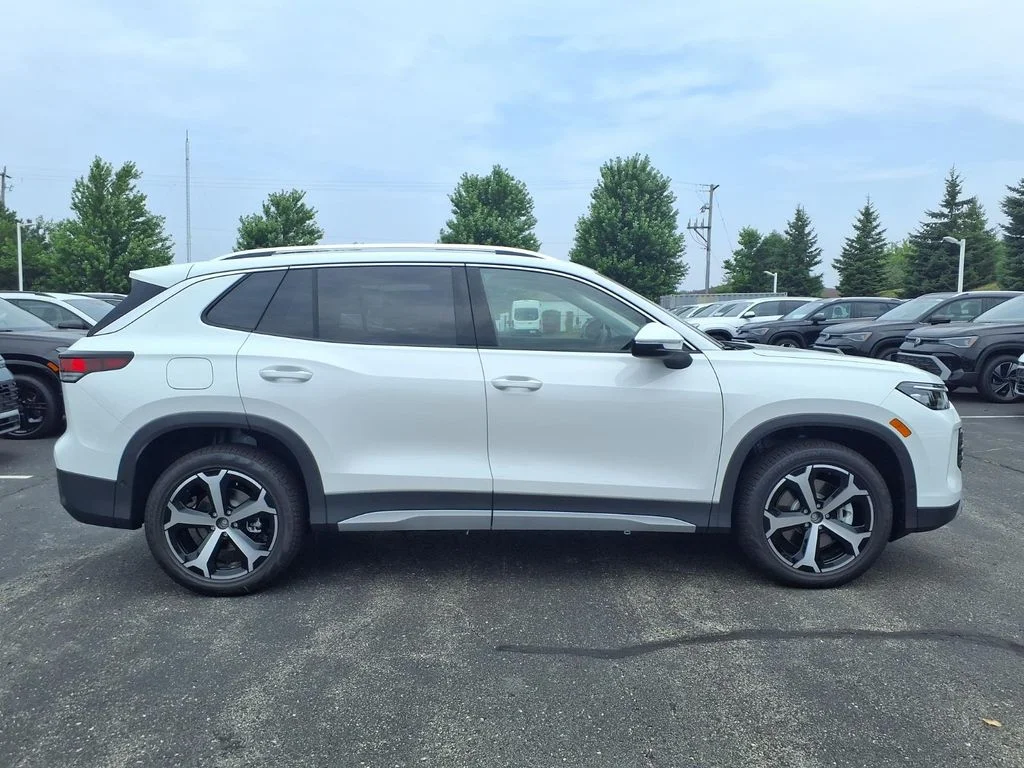New 2026 Pure White Volkswagen 2.0T SE image 3