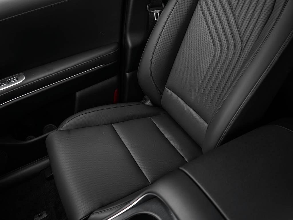 New 2026 Abyss Black Pearl Hyundai SEL 8P AWD image 54