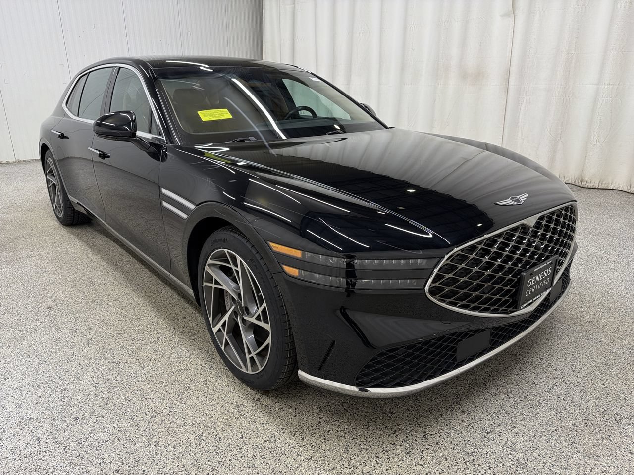 2023 Genesis G90