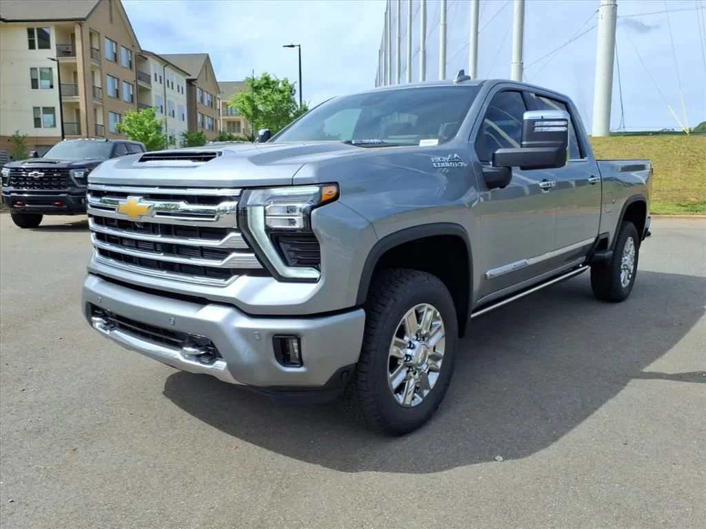 New 2026 Sterling Gray Metallic Chevrolet High Country image 33