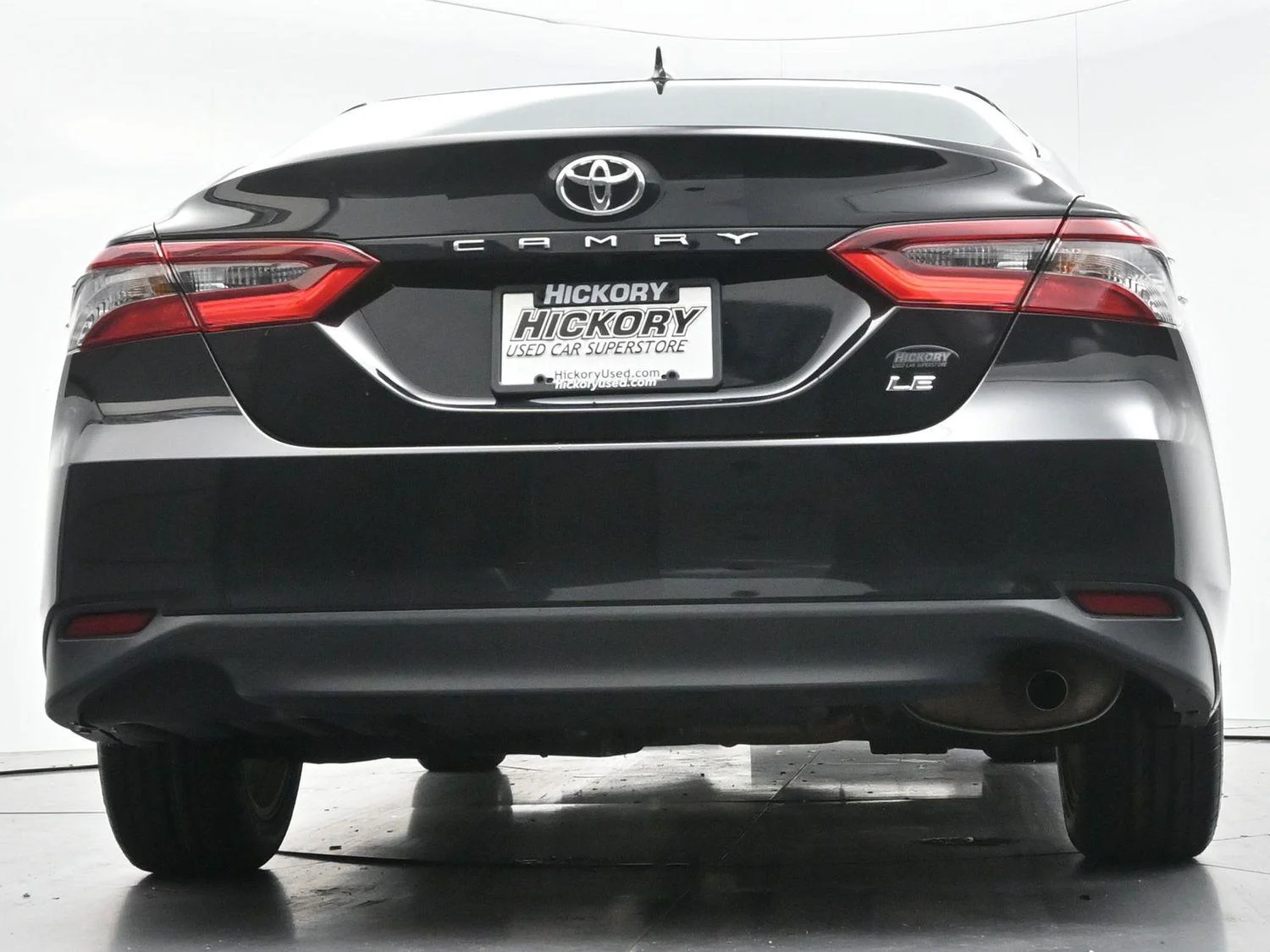 Used 2022 Midnight Black Metallic Toyota LE image 45