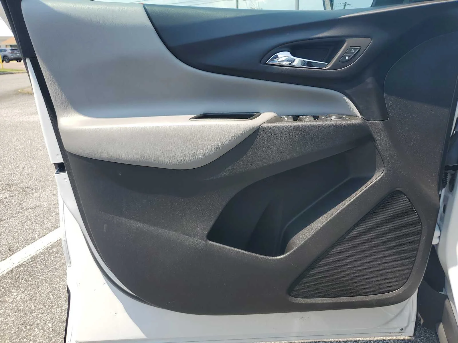 Used 2024 Summit White Chevrolet LS image 24