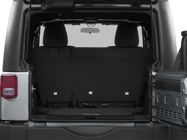 Used 2014 Bright White Clearcoat Jeep Sahara image 14