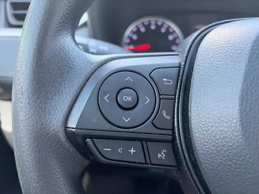 Used 2021  Toyota LE image 21