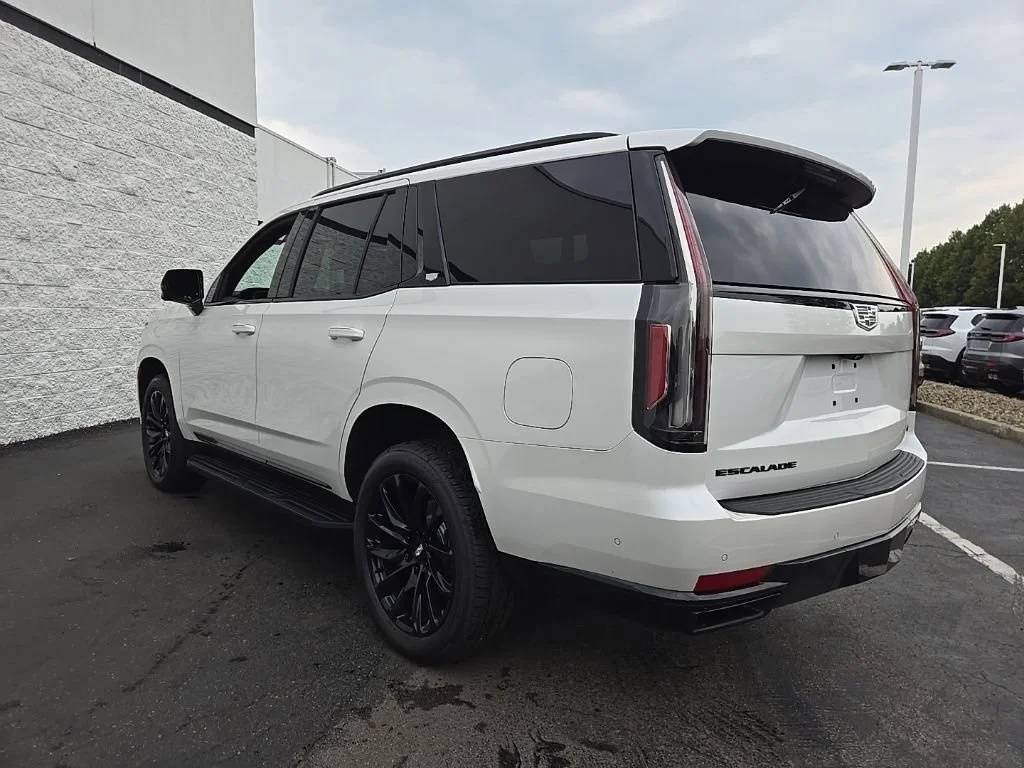 Certified Used 2023 Crystal White Tricoat Cadillac Sport image 38