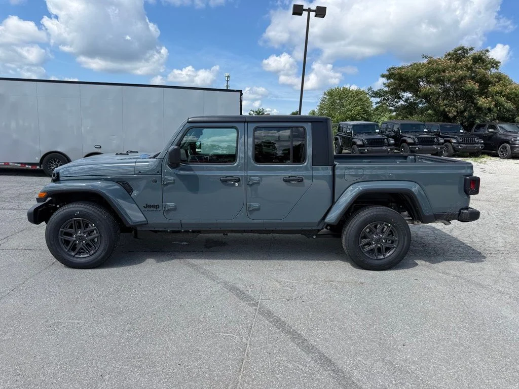 New 2026 Anvil Clear-Coat Exterior Paint Jeep Sport S image 10