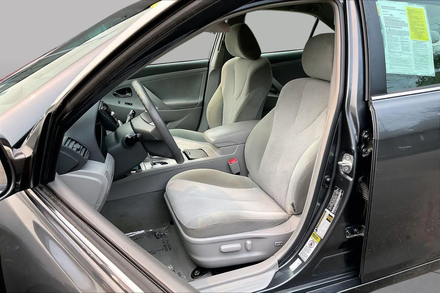 Used 2010 MAGNETIC GRAY MET. Toyota  image 7