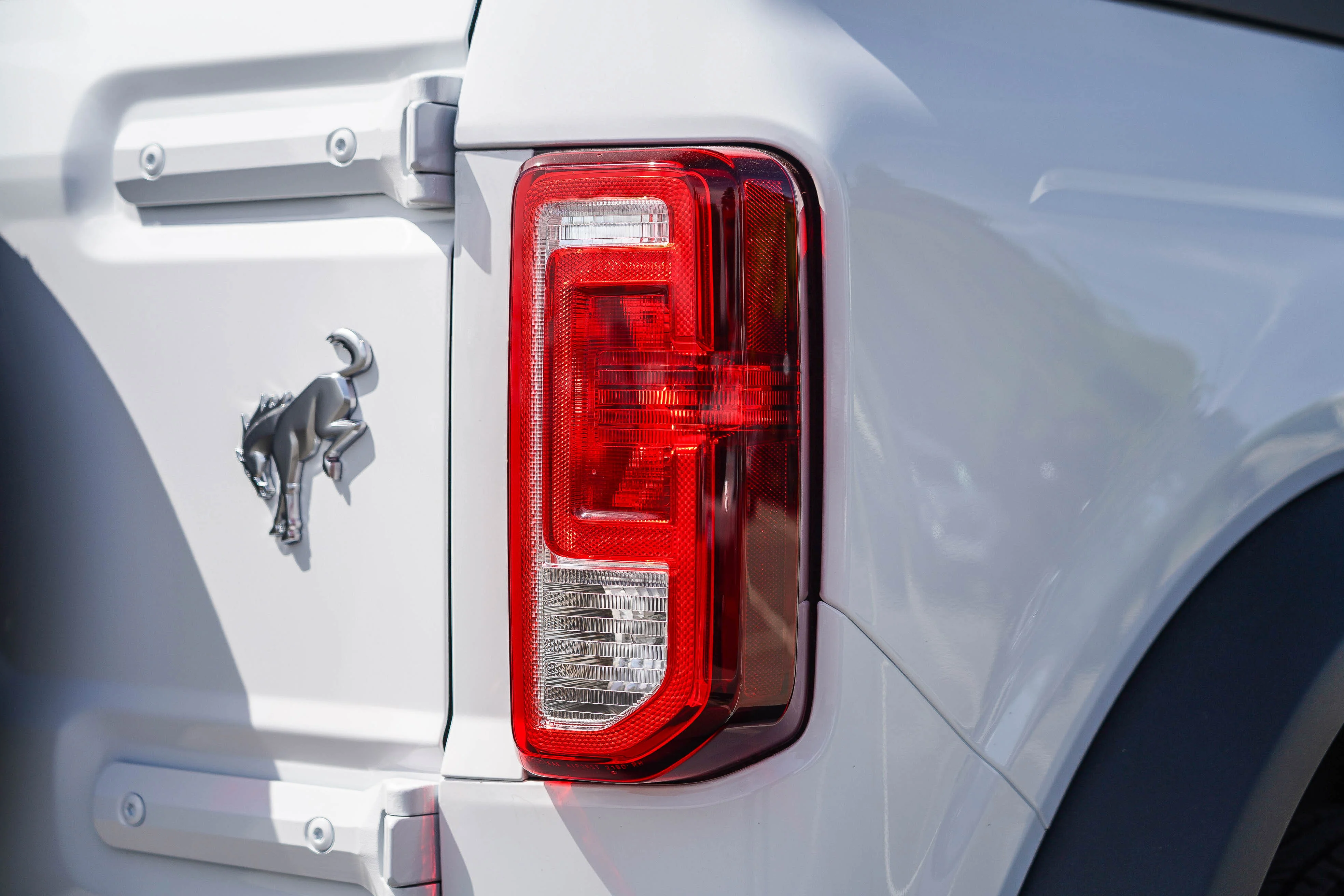 New 2025 Oxford White Ford Base image 9