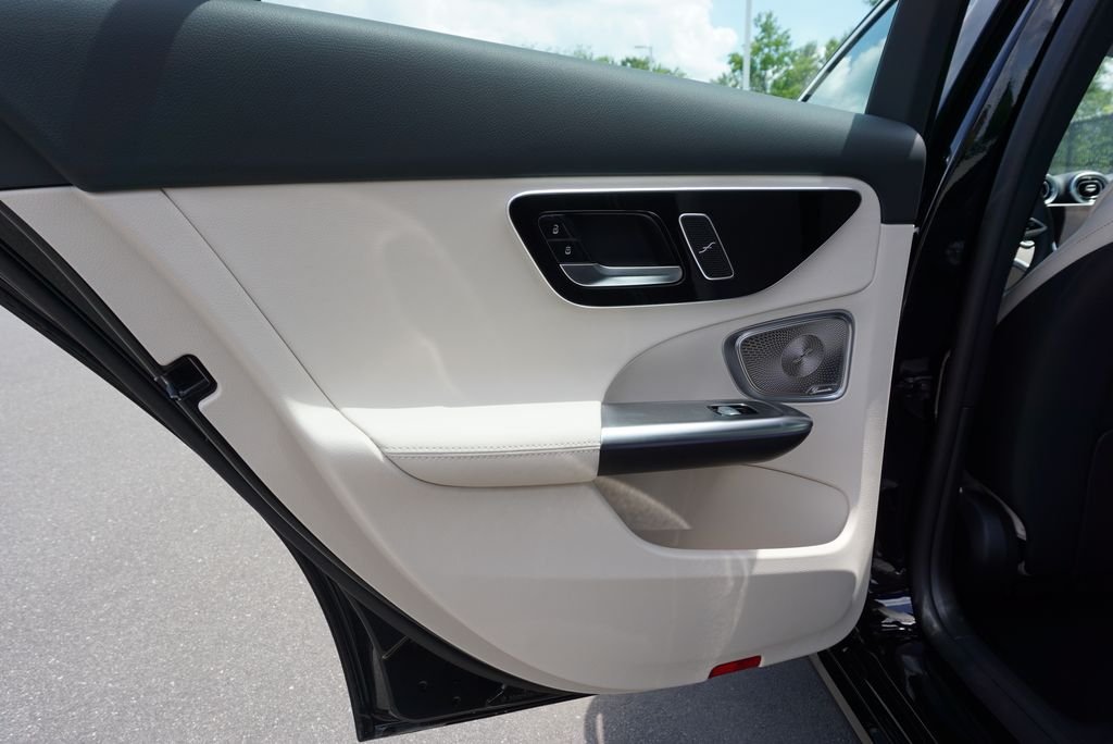 2025 Mercedes-Benz C-Class Sedan C 300 - Photo 42