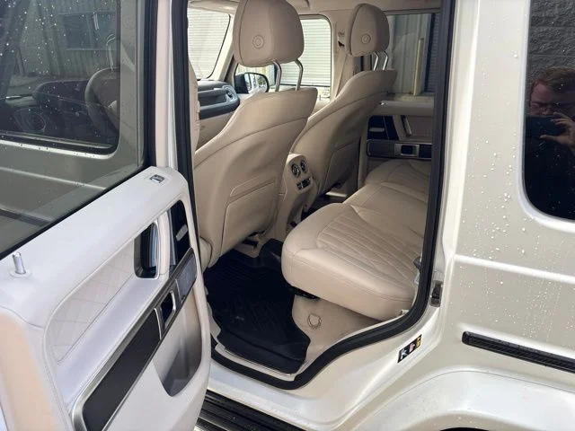 Used 2026 MANUFAKTUR Moonlight White Magno Mercedes-Benz G 63 AMG® image 17