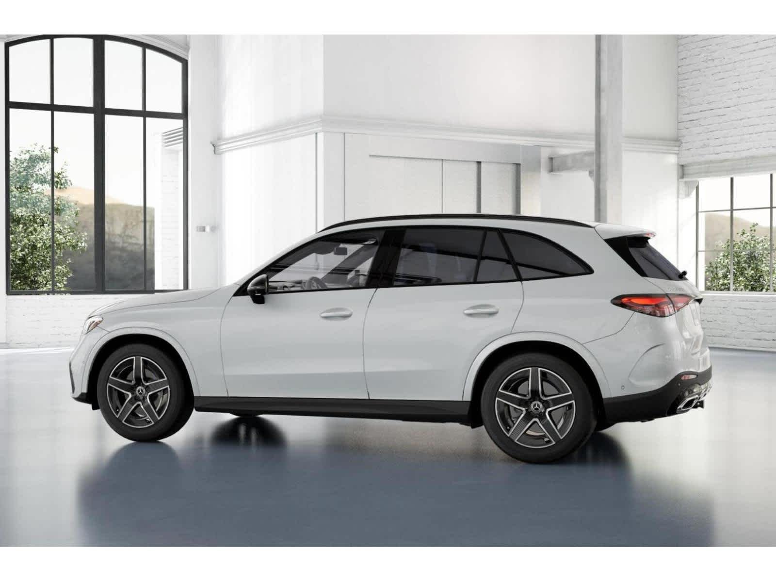 Used 2026 MANUFAKTUR Moonlight White Metallic Mercedes-Benz GLC 300 image 31