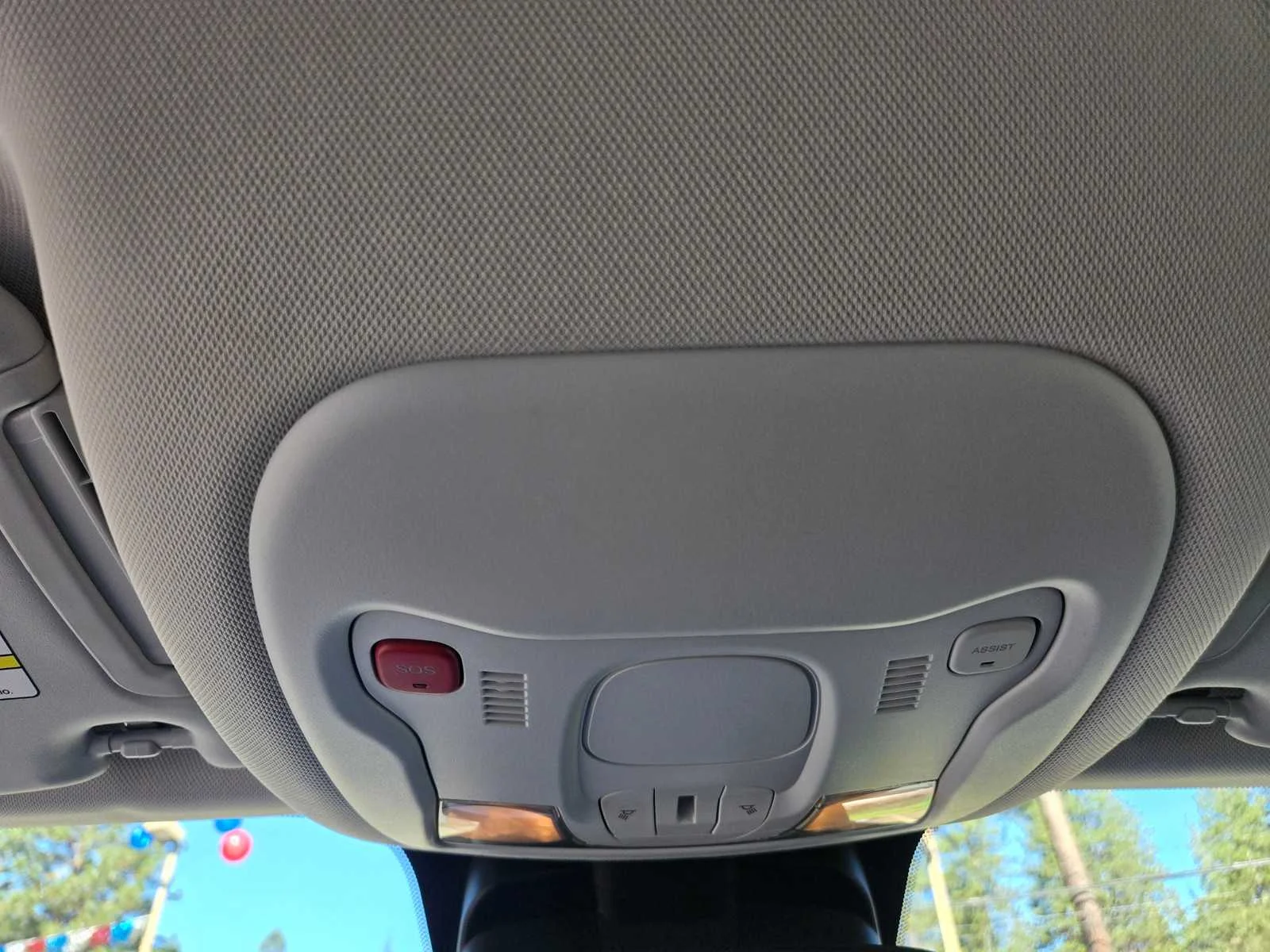 Used 2023  Jeep Trailhawk image 20