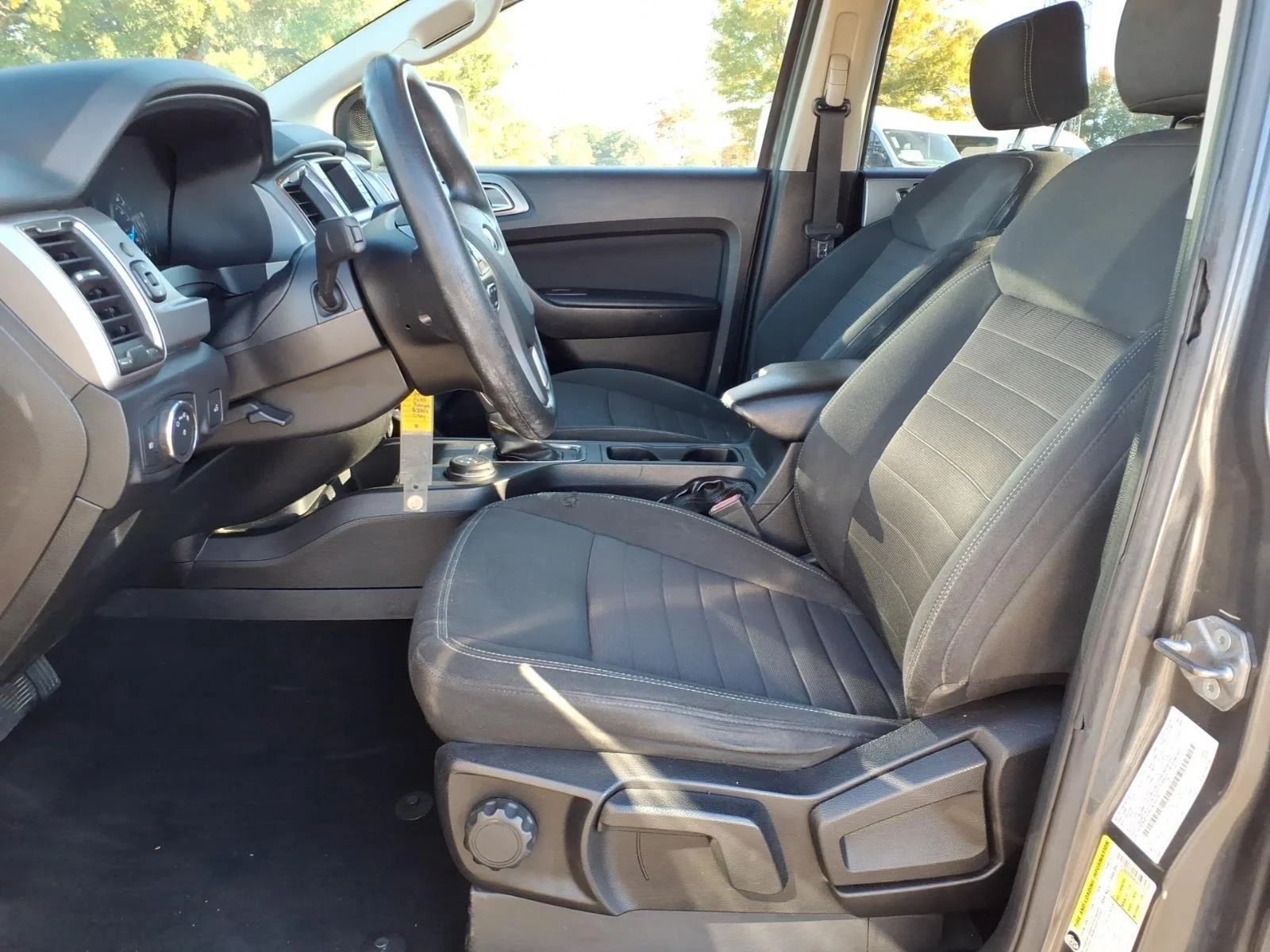 Used 2019 Magnetic Metallic Ford XLT image 21