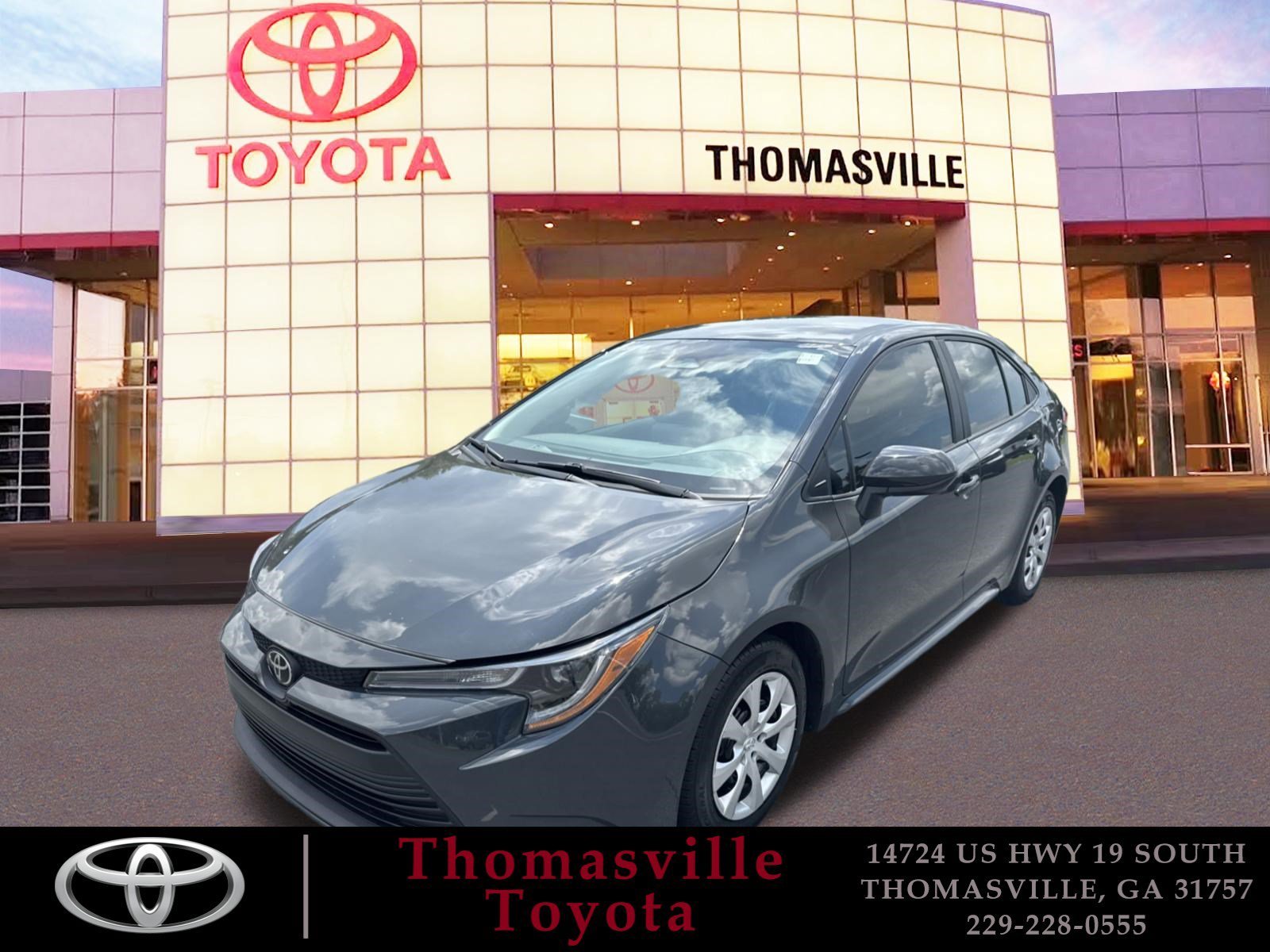 Used 2024  Toyota  image 1