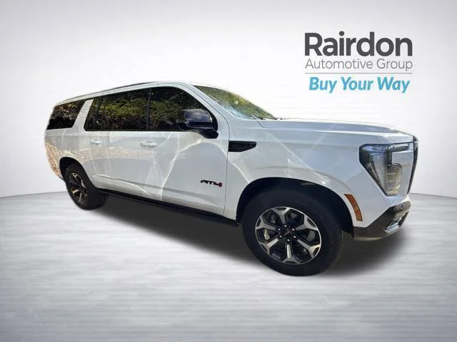 Used 2026 Summit White GMC AT4 Ultimate image 1