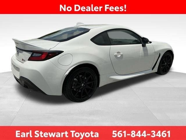 Certified Used 2025 HALO Toyota  image 5