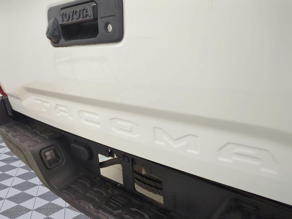 2022 Toyota Tacoma SR - Photo 24