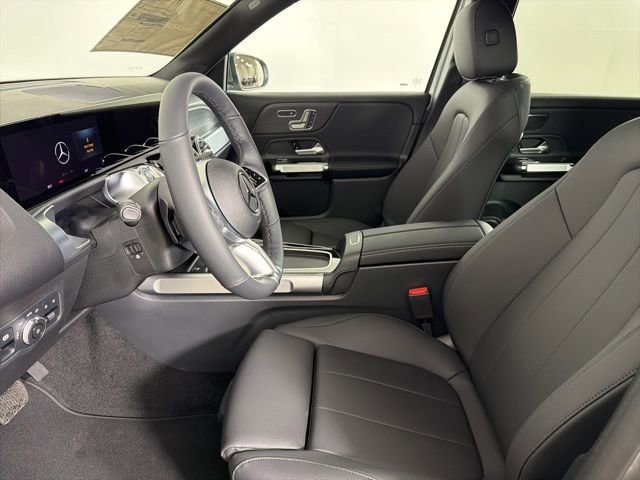New 2026 Mountain Grey Metallic Mercedes-Benz GLB 250 image 23