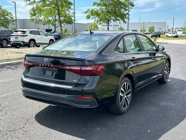 New 2026 Deep Black Pearl Volkswagen 1.5T SE image 4