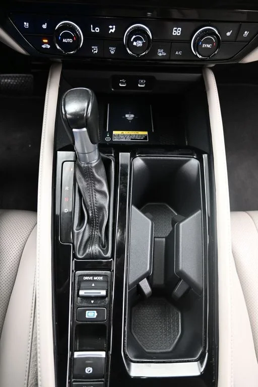 2023 Honda Accord Hybrid Touring - Photo 18