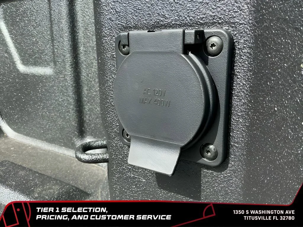 New 2026 Sterling Metallic GMC Elevation image 17