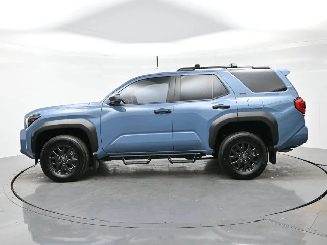 Used 2025 Blue Toyota SR5 image 4