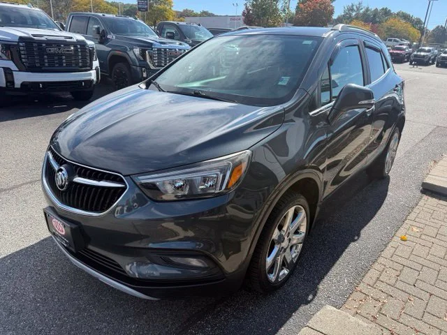 Used 2018 Gray Buick Preferred II image 3