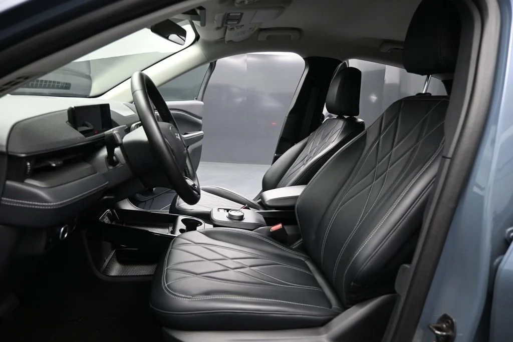 Used 2024 Blue Ford Select image 9