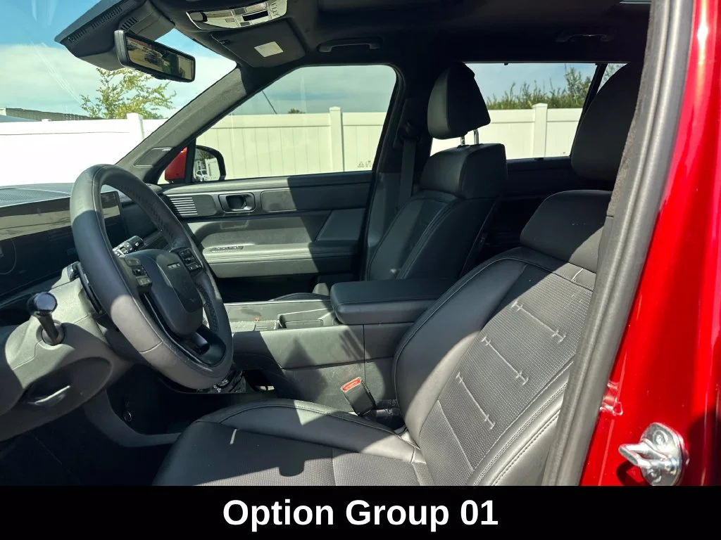 Used 2024 Ultimate Red Hyundai Calligraphy image 11