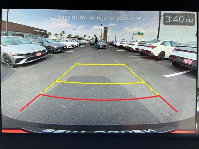 New 2026 White Hyundai SEL Premium FWD image 5