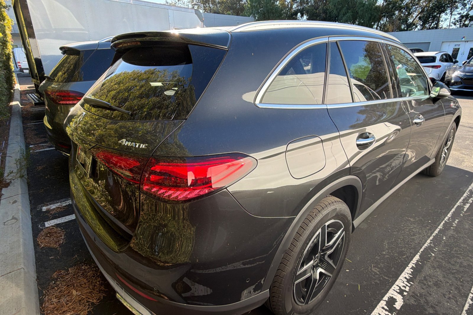 Used 2026 Gray Mercedes-Benz GLC 300 image 6