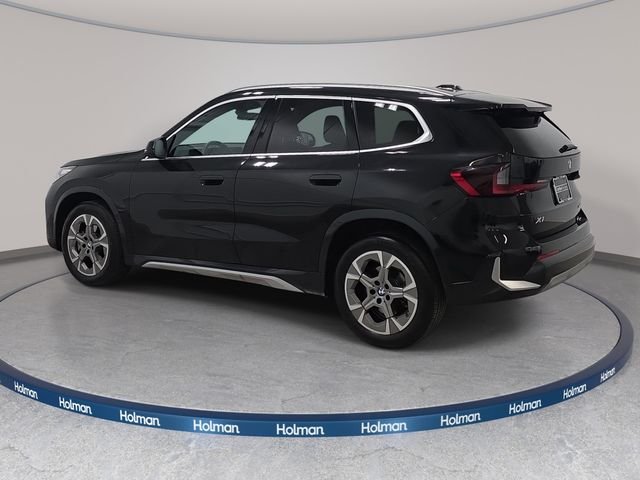 Certified Used 2025 Black Sapphire Metallic BMW xDrive28i image 7