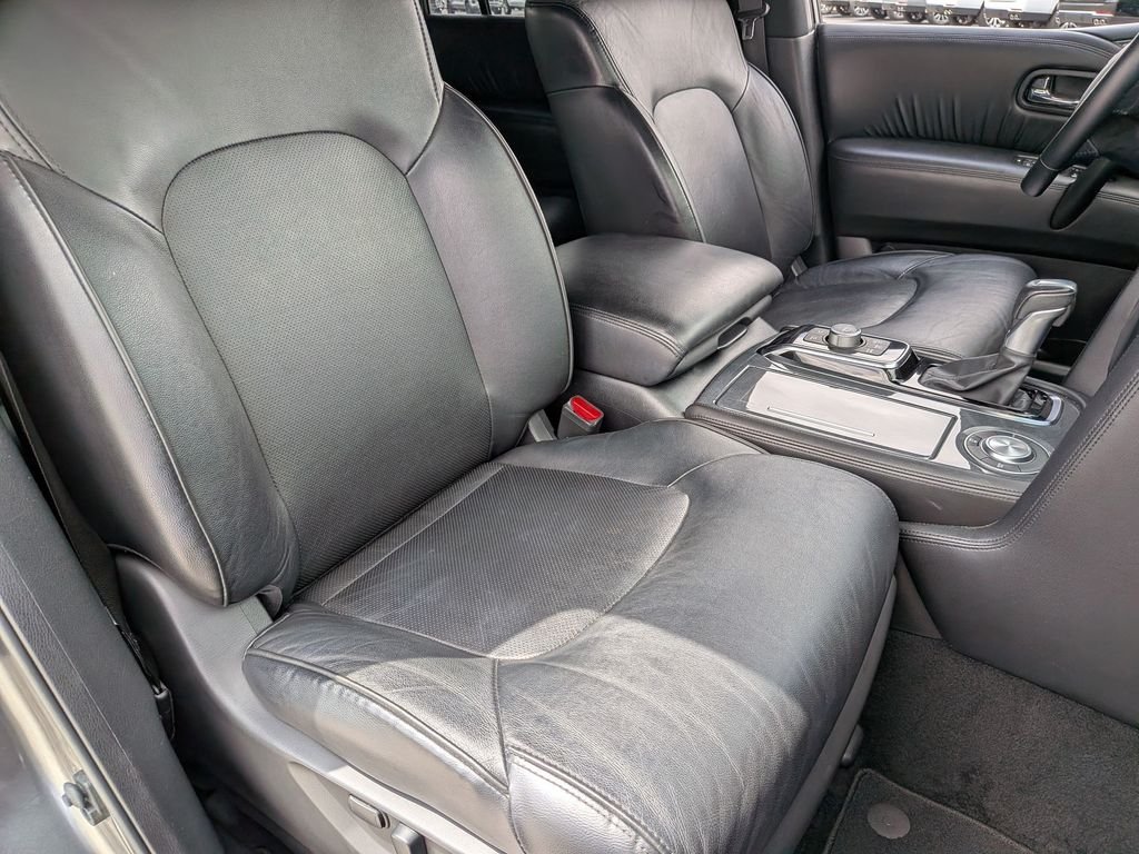 Used 2023 Gray Nissan SL image 30