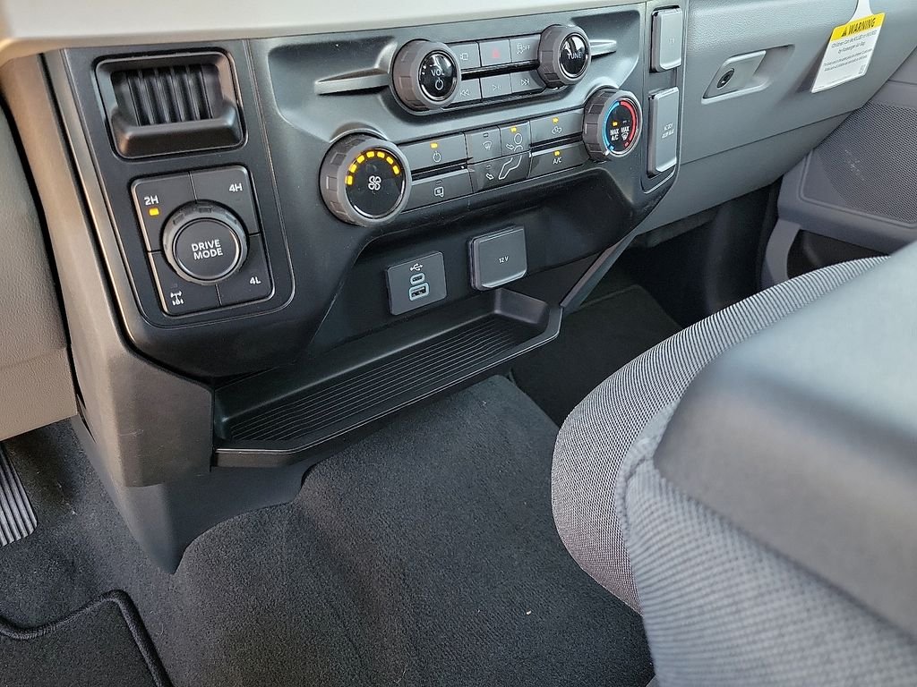 New 2026 Agate Black Metallic Ford F-250® XL image 25