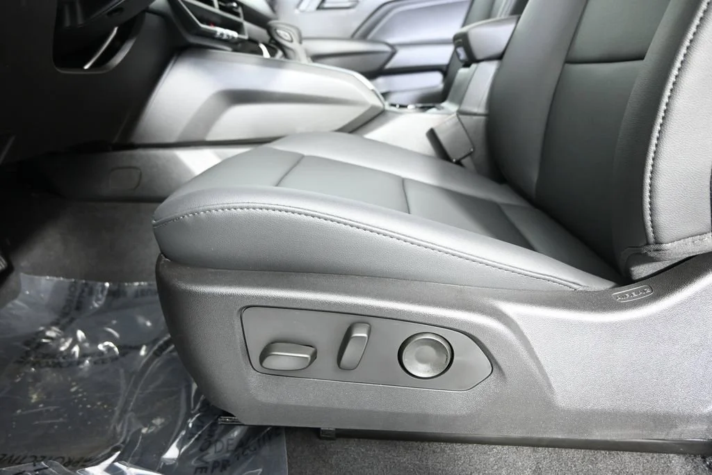 2026 Chevrolet Colorado Trail Boss - Photo 21