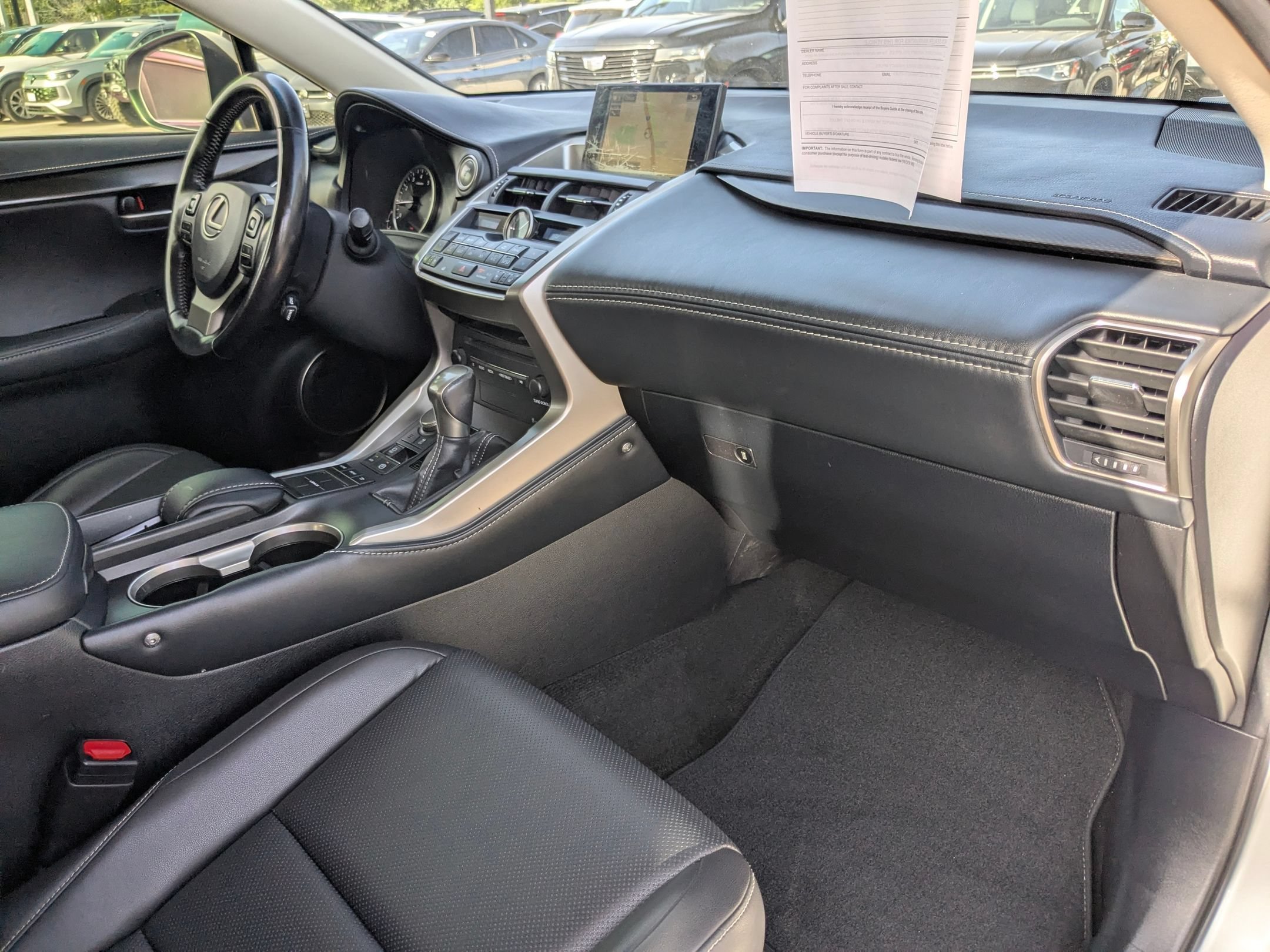 Used 2015 White Pearl Lexus 200t image 25