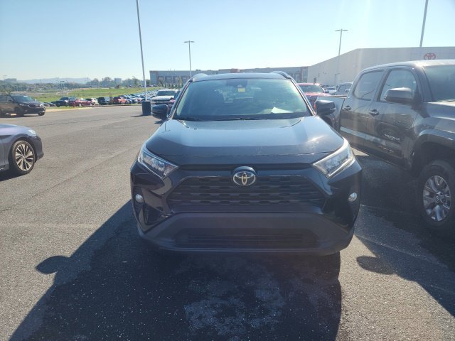 Used 2021 Black Toyota XLE Premium image 2