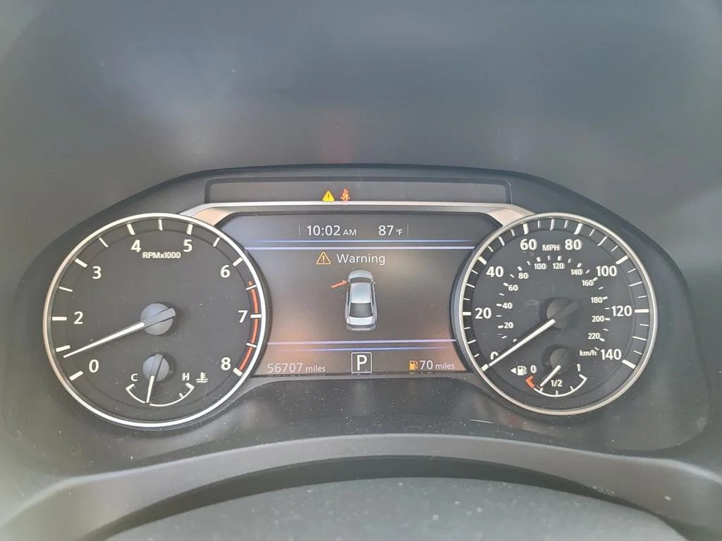Used 2024 White Nissan 2.5 SR image 18