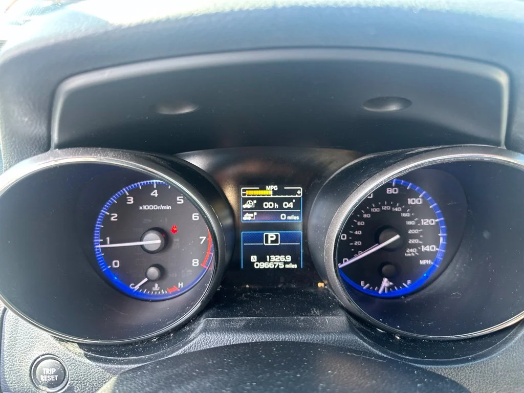 Used 2018 Crystal White Pearl Subaru 2.5i image 23
