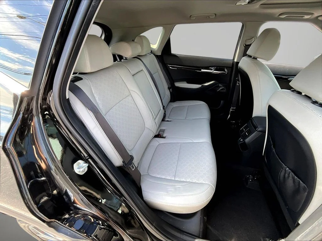 Used 2021 Black Kia EX image 25