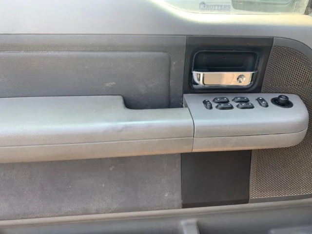Used 2007 Gray Ford  image 6