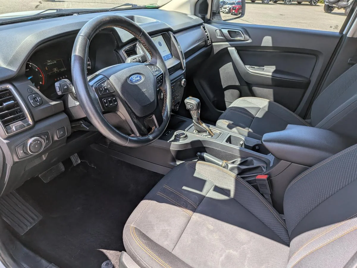 Used 2022 White Ford Xlt 4wd Supercrew 5 image 11